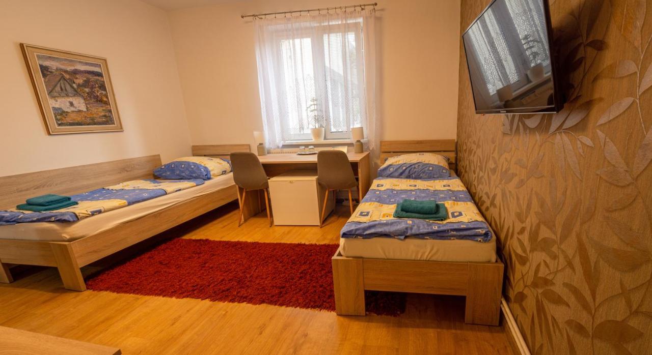 Penzion Blesk Ruzomberok Exterior foto