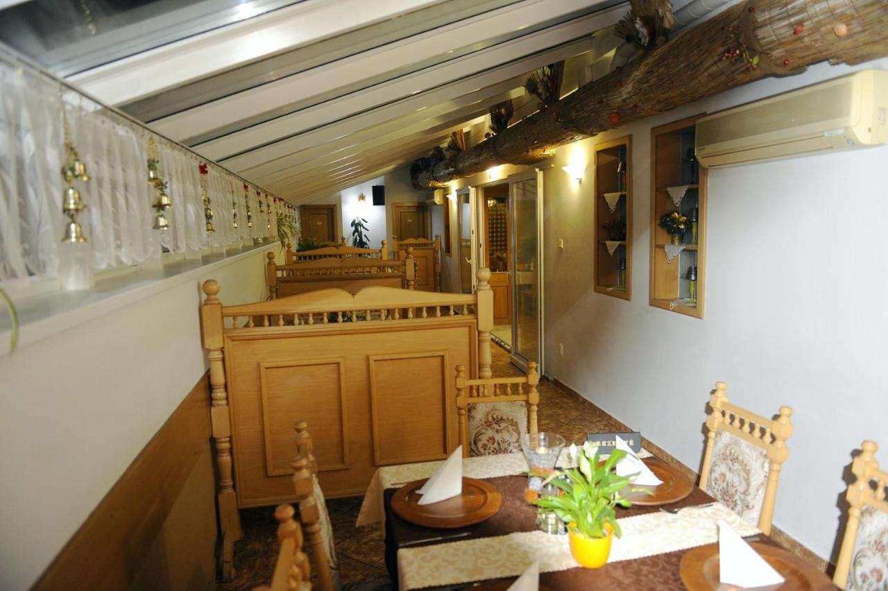 Penzion Blesk Ruzomberok Exterior foto